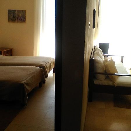 Aparthotel Iliahtides Amarynthos Exterior photo
